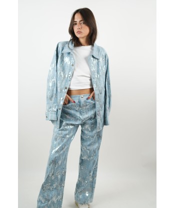 Sky blue Isabeau jacket ouvre sa boutique