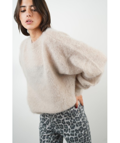 Beigefarbener Mohairpullover von Lucie plus qu'un jeu 